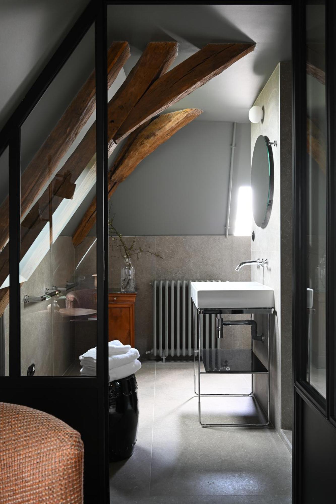 Hotel Les Pres Saint-Hilaire-le-Chatel Eksteriør bilde