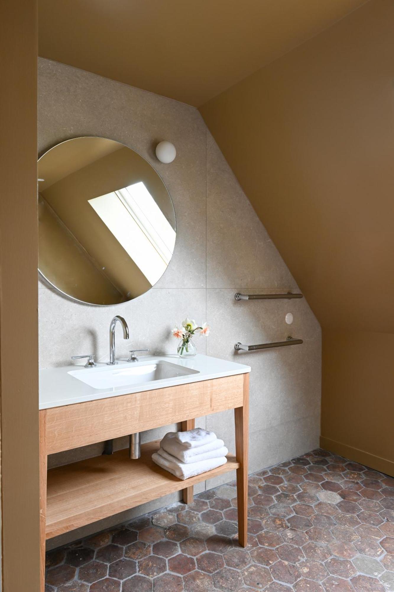 Hotel Les Pres Saint-Hilaire-le-Chatel Eksteriør bilde