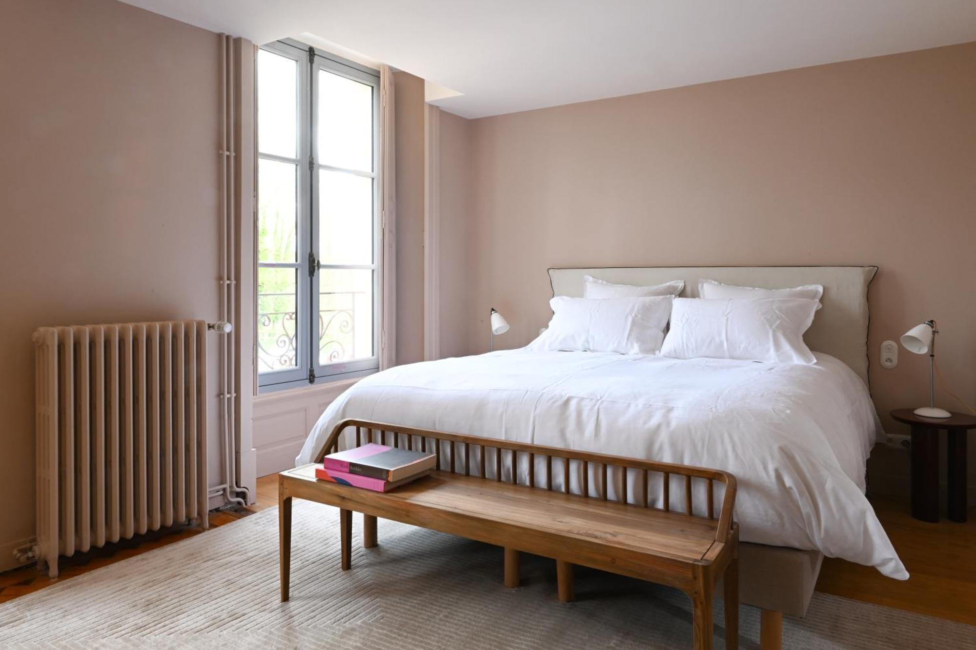 Hotel Les Pres Saint-Hilaire-le-Chatel Eksteriør bilde